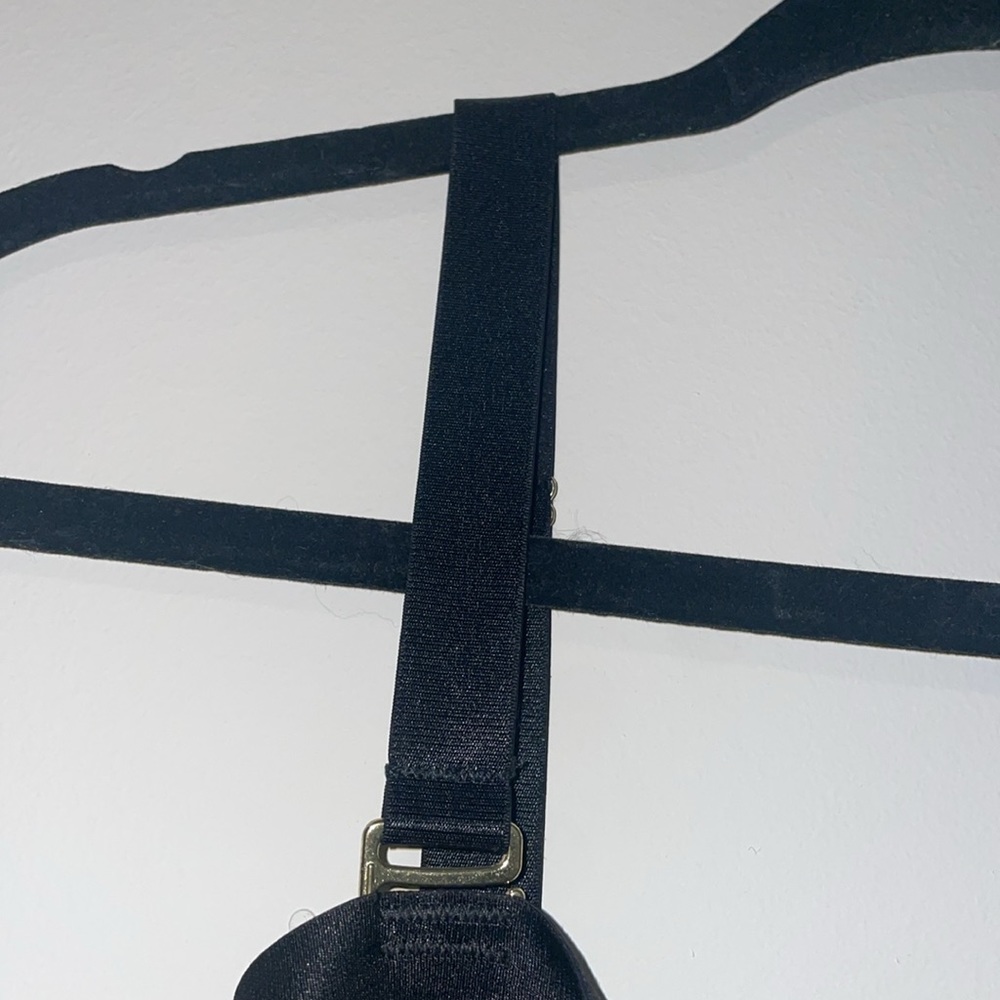 Torrid Curve Bra With Gold Clasps Size 3 - image 4